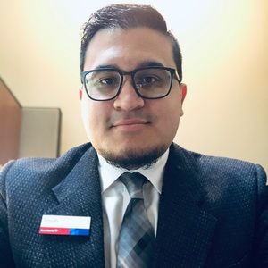 Meet your Posher, Josiah